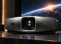 BenQ estrena su primer proyector 4K triple láser RGB: 3.200 lúmenes, IA y 99% DCI-P3