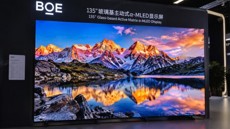 El MicroLED adelgaza hasta solo 3,5 mm: BOE presenta un panel de 3.000 nits y píxeles P0.7