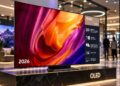 La Smart TV Samsung S95H OLED de 77 pulgadas cae hasta los 2200 euros en una oferta épica