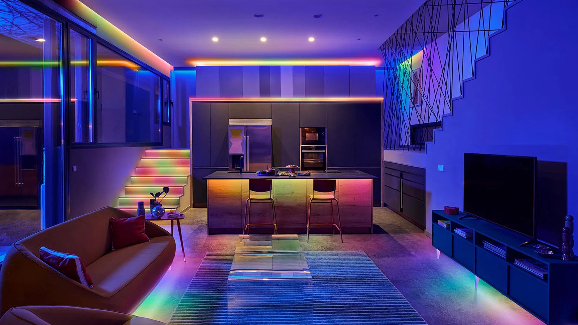 El Ambilight ya no es exclusivo de sus televisores: Philips estrena un kit para tenerlo en cualquier Smart TV