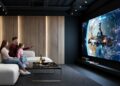 Móntante un cine en casa con la espectacular TCL C8L SQD-MiniLED de 98″ de ofertaza por 2600 euros