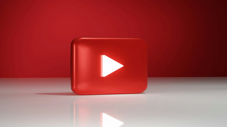 YouTube también dispone de un código parental de cuatro dígitos, aunque no hay que confundirlo con este nuevo bloqueo de cuenta. El parental sirve, entre otras cosas, para impedir que los niños puedan utilizar YouTube sin iniciar sesión, acceder a determinados perfiles familiares o eliminar cuentas guardadas en el televisor.