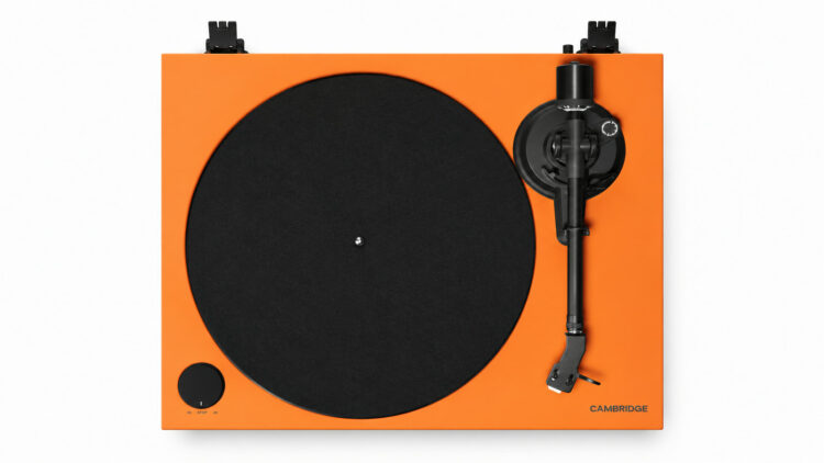 Cambridge Audio Spira: nuevo tocadiscos HiFi con Bluetooth y cápsula Audio-Technica por 349 euros