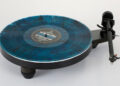 El nuevo tocadiscos Rega Replay elimina las complicaciones del vinilo con un diseño minimalista y precio asequible