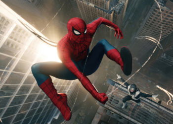 Se podría decir que, teniendo en cuenta las ventanas actuales, se ha hecho de rogar, pero no es de extrañar dada la recaudación que estaba haciendo en las salas de cine. Sin embargo, si no has podido o has querido ir a verla, hoy tenemos para ti una muy buena noticia: Spider-Man: Brand New Day se estrena en formato digital. Sí, como lo oyes, dos meses y pocos días después de arrasar en los cines de todo el mundo, la nueva aventura del trepamuros más conocido por todos ya se puede ver desde la comodidad de nuestro sofá. Spider-Man: Brand New Day se ha convertido en la película más taquillera del año y en una de las más taquilleras de la historia con una recaudación que supera los 2.505 millones de dólares. Y eso que tuvo a La Odisea de rival directo, ya que compartieron varios días en la cartelera. Sin duda un buen augurio para Vengadores: Doomsday, que se espera bata todos los registros, superando incluso a Endgame, que con su reestreno ha conseguido el podio de las películas más vistas de la historia. Estrenada el pasado 29 de julio, hoy día 6 de octubre se estrena en plataformas digitales Spider-Man: Brand New Day, la última aventura del superhéroe interpretado por Tom Holland. Una aventura que además llega plagada de nuevos personajes. Pero tranquilos, no vamos a hacer spoilers, por si acaso sois de los pocos que no la habéis visto. Lo que sí vamos a hacer es contaros dónde y cómo podéis verla desde casa.