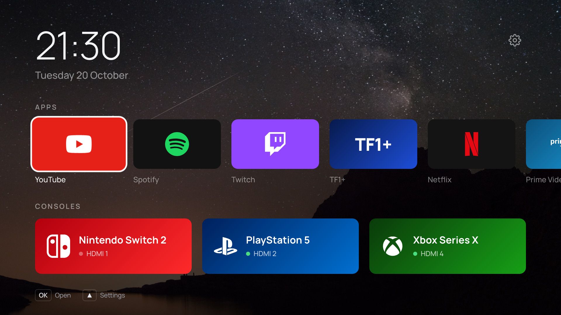 Un televisor Samsung S95C con Arn0-TV