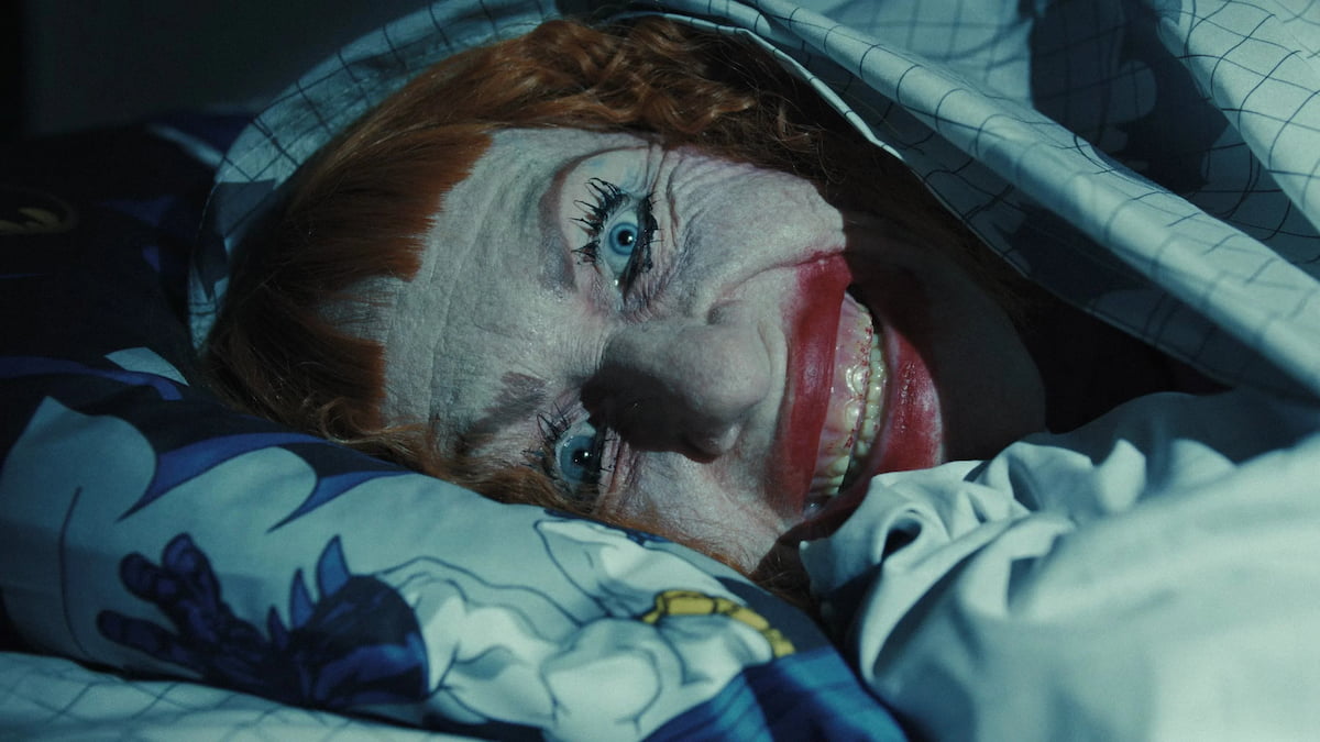Amy Madigan en Weapons, la película de terror perfecta para Halloween